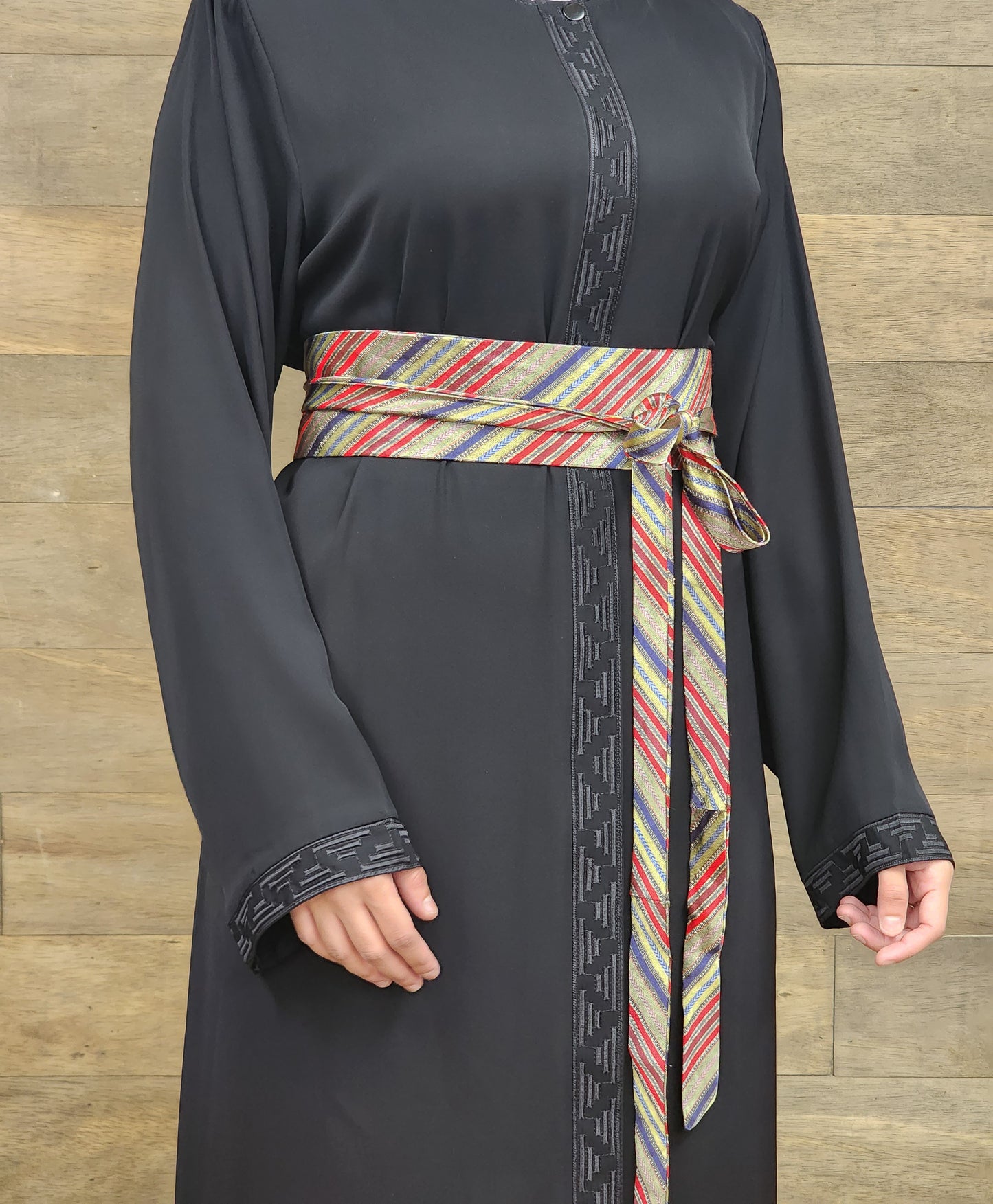 Abaya with Saya Accents & Matching Satin Belt