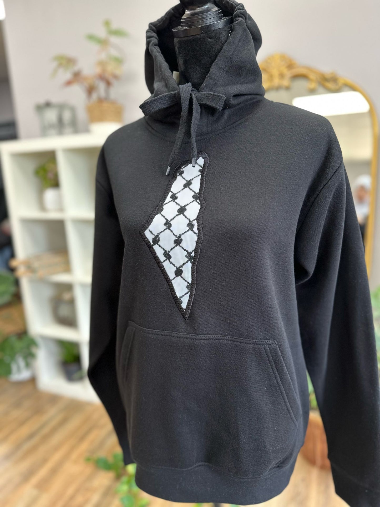 Palestine Hoodie with Keffiyeh lining & Design