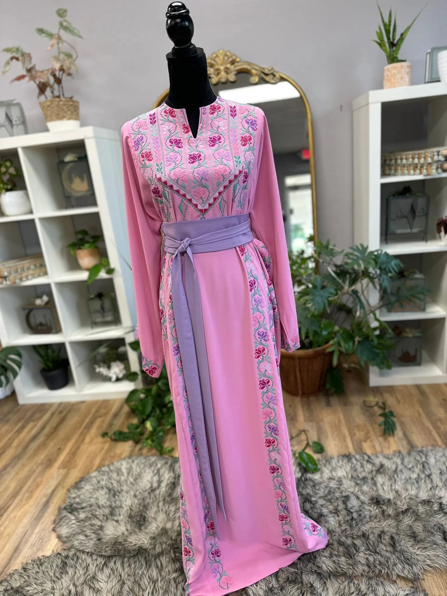 Modern One-of-a-Kind Palestinian Thobe with matching satin belt